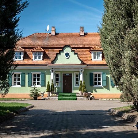 Cukrovia Kutno Exterior photo